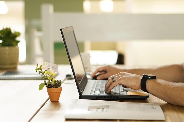 Tools and Tactics: Enhancing Your Online Dating Safety