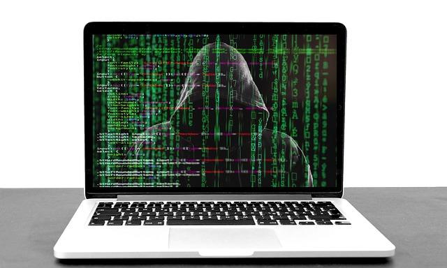 Spotting Red Flags in Digital Romance